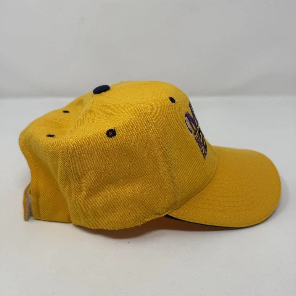 The Unbranded Brand pre owned